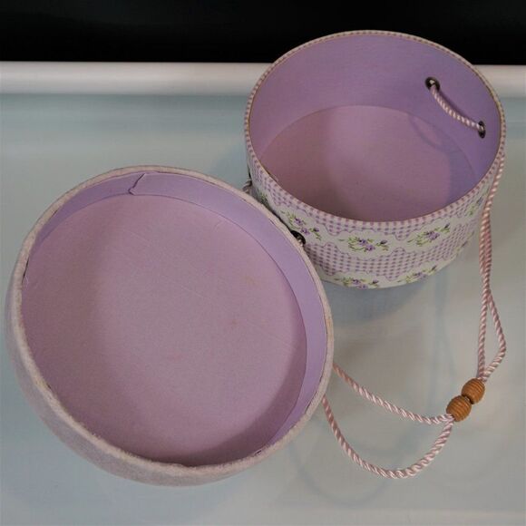 Vintage Decorative Gift Box Floral Lavender Round Keepsake Box Faux Flowers Lid - Picture 7 of 10